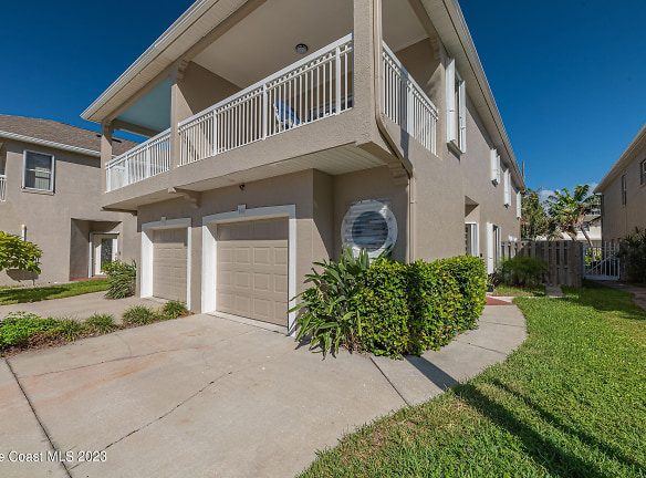 508 Tyler Ave - Cape Canaveral, FL