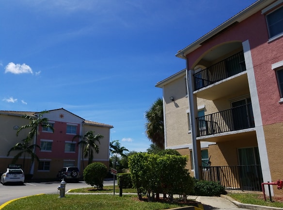 Atlantic Palms Apartments - Pompano Beach, FL