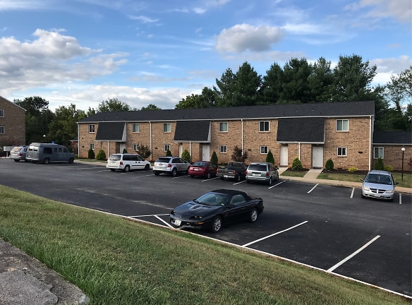 The Village At Rockbridge Apartments - Lexington, VA