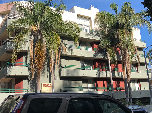Sierra House Apartments - Los Angeles, CA