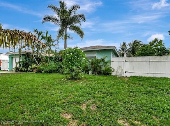 2132 Dorson Way - Delray Beach, FL