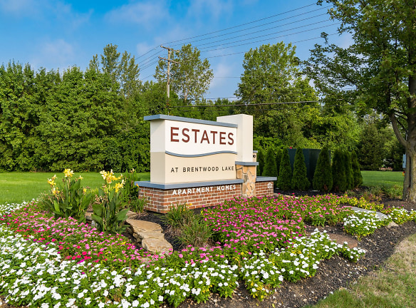 The Estates At Brentwood Lake Apartments - Reynoldsburg, OH