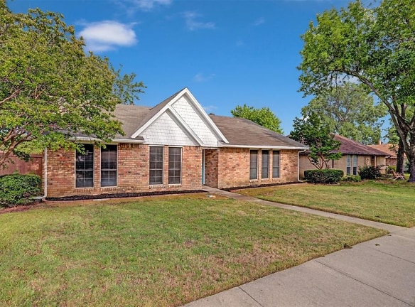 204 Liberty Dr - Wylie, TX