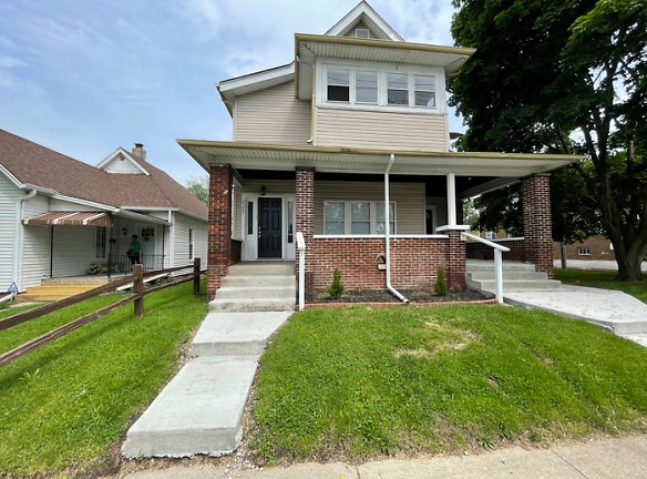 2509 Shelby St - Indianapolis, IN