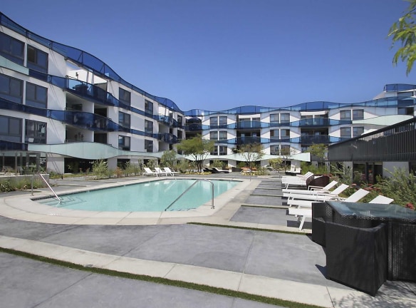 Waves MDR Apartments - Marina Del Rey, CA