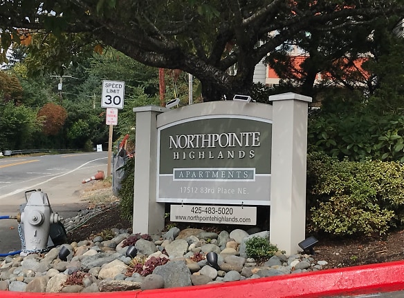 Northpointe Highlands Apartments - Kenmore, WA