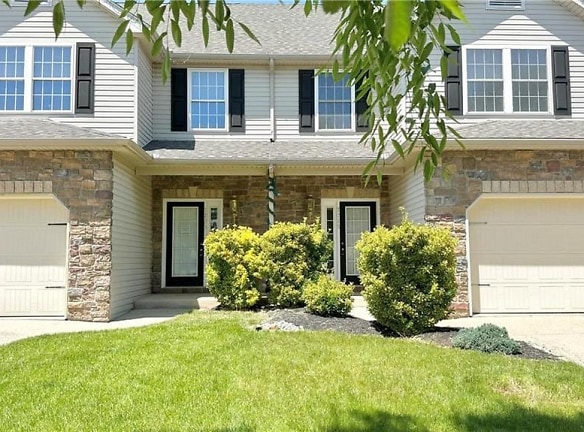 7715 Racite Rd - Macungie, PA