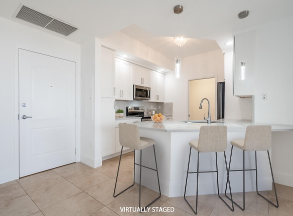 801 S Olive Ave #804 - West Palm Beach, FL