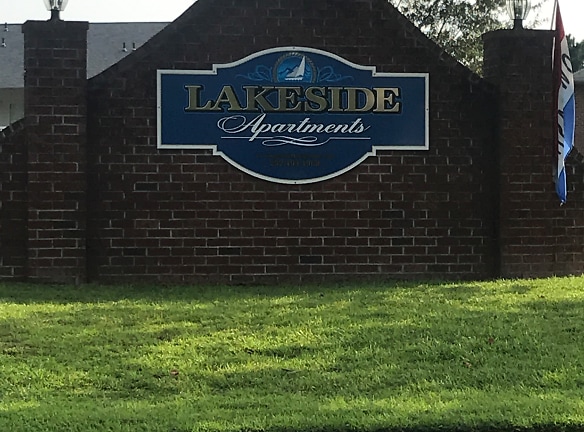 Lakeside Apartments - Greenville, NC