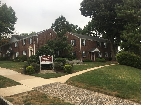Rumsey Park Apartments - Caldwell, NJ