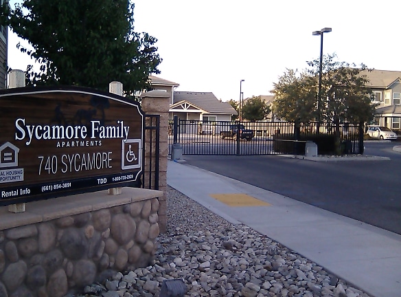 Sycamore Family Apartments - Arvin, CA