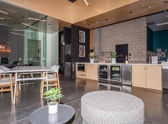 Rendezvous Urban Flats Apartments - Tucson, AZ