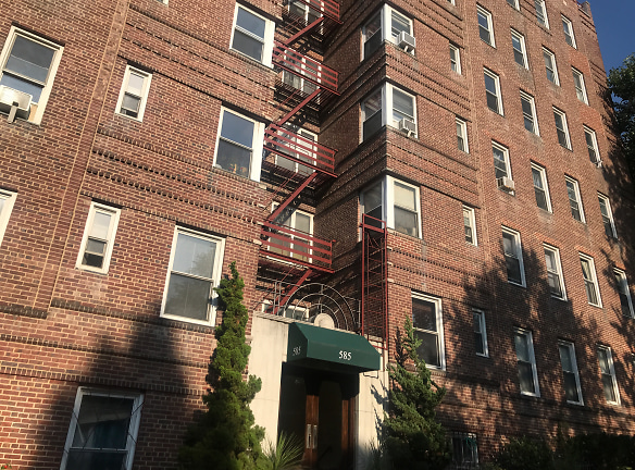 Inwood Park Apts Apartments - New York, NY