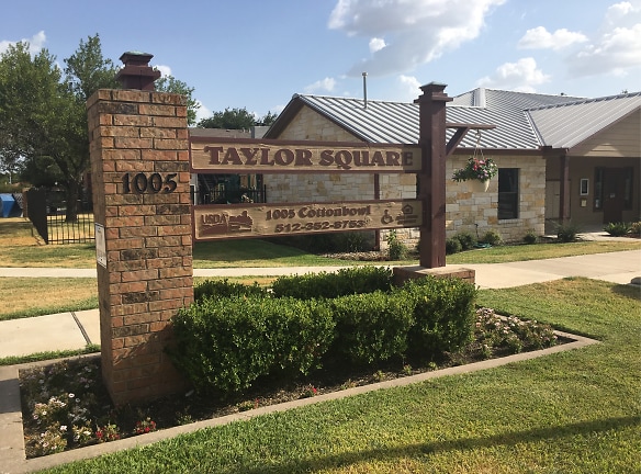 Taylor Square Apartments - Taylor, TX