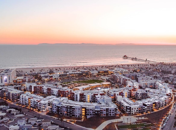 The Residences At Pacific City Apartments - Huntington Beach, CA