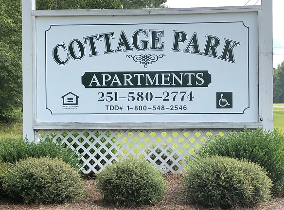 Cottage Park Apartments - Bay Minette, AL