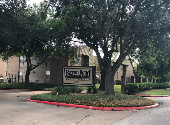 Bayou Bend Apartments - Rosenberg, TX