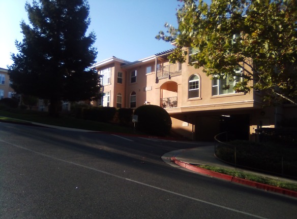 Fellowship Plaza Apartments - Saratoga, CA