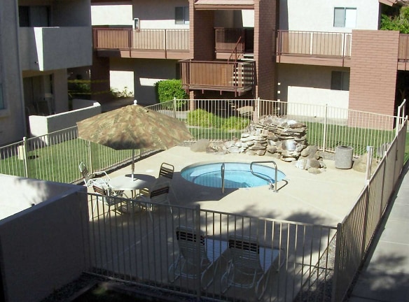 Scottsdale Serrento Apartments - Scottsdale, AZ