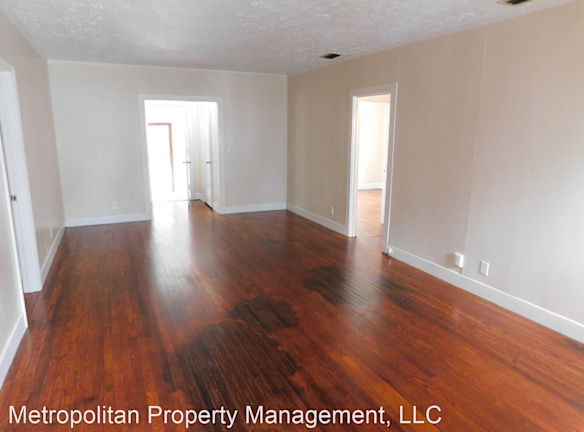 2121 Felch Ave - Jacksonville, FL