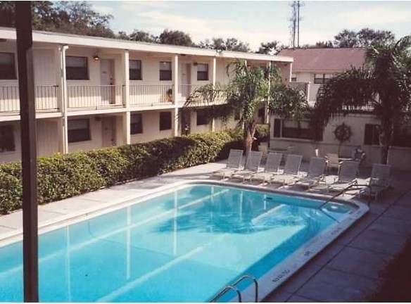 Sandanay Apartments - Tampa, FL