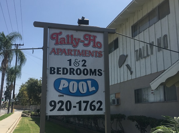 Tally Ho Apartments - Bellflower, CA