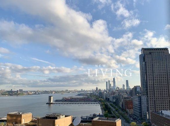 450 North End Ave unit 24C - New York, NY