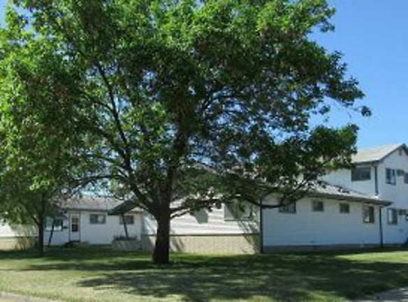 815 4th St SW unit 827 - Valley City, ND