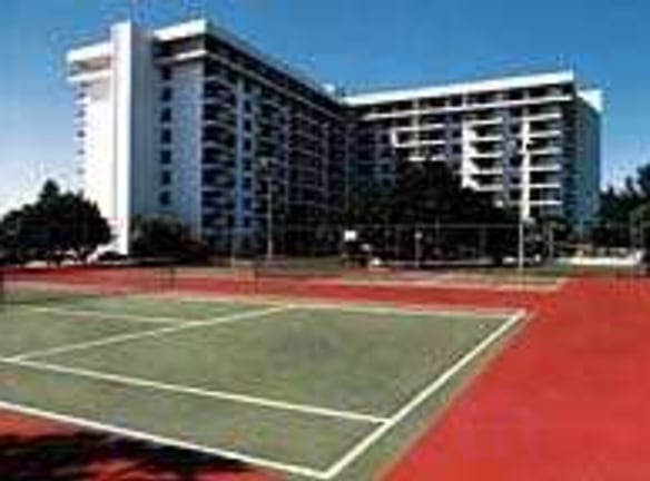Racquet Club - Miami, FL