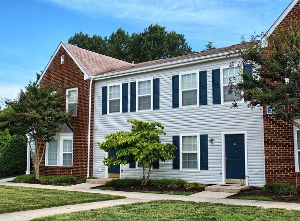 Rohoic Wood Apartments And Townhomes - Petersburg, VA