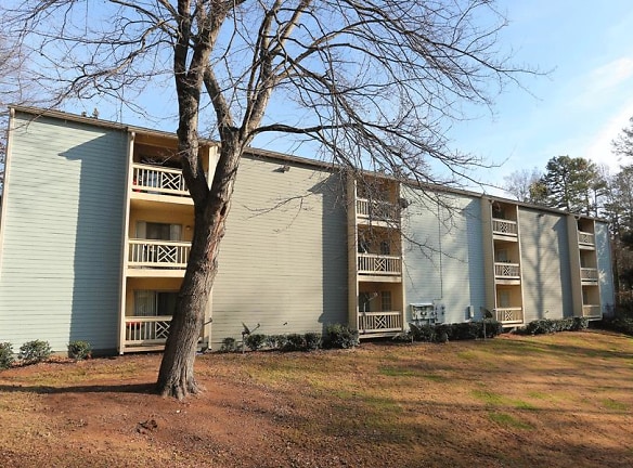 The Woodridge Apartment Homes - Decatur, GA