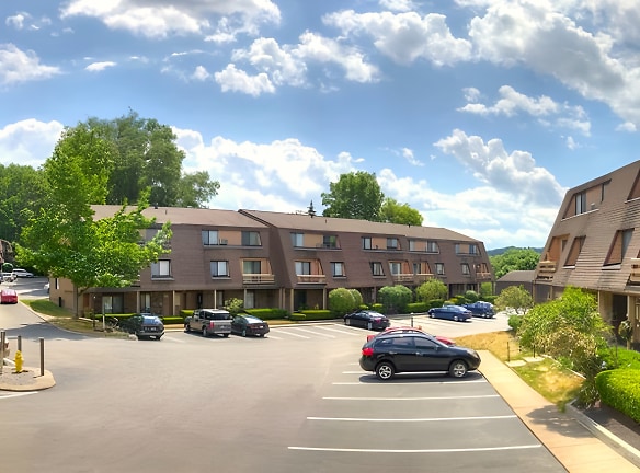 Brook Hill Village Apartments - Rochester, NY