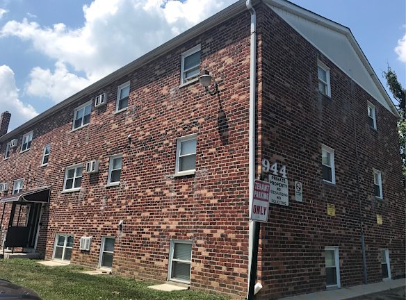 Bensalem Commons Apartments