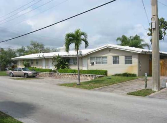 Areca Palms Apartments - Fort Lauderdale, FL