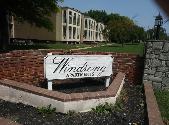 Windsong Apartments - Kansas City, MO