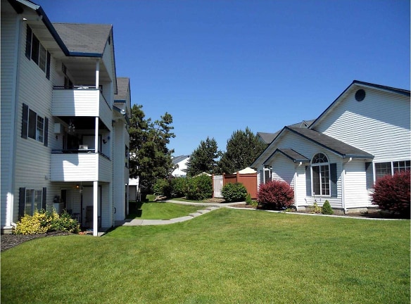 Montgomery Court Apartments - Spokane Valley, WA