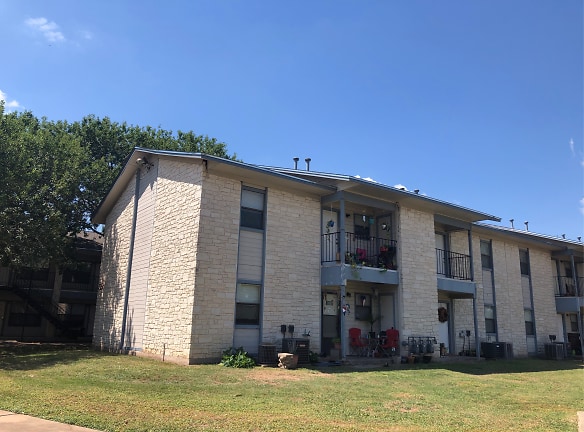 Pecan Grove Apartments - Lampasas, TX