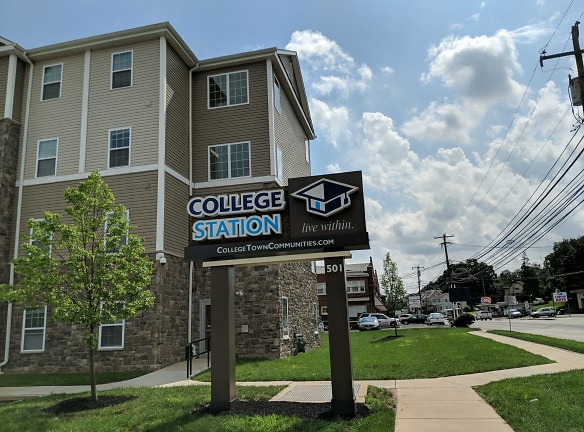 College Station Apartments - Willow Grove, PA