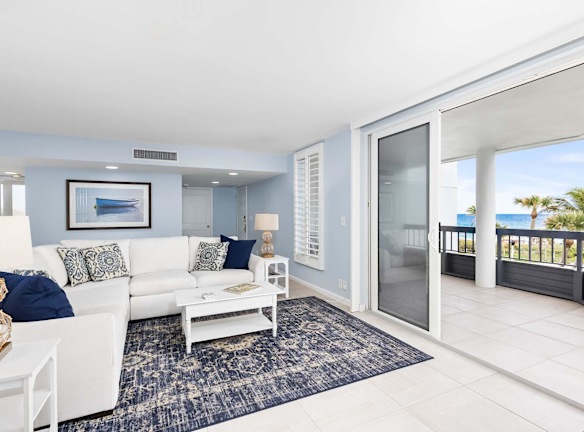 120 S Ocean Blvd unit 3b - Delray Beach, FL