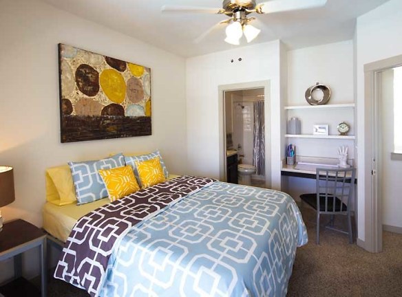 14 Fifty One ALL INCLUSIVE Student Living - Denton, TX