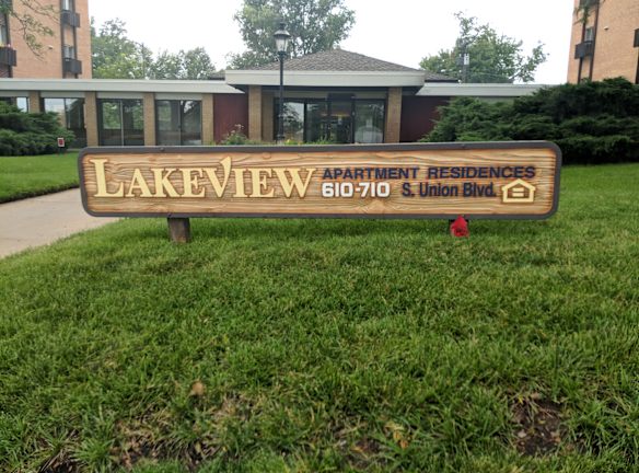 Lakeview Apartments - Colorado Springs, CO