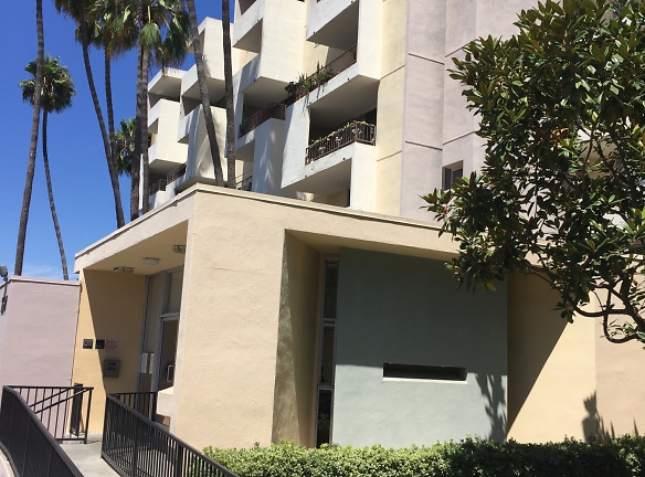 Summercrest Apartments - National City, CA