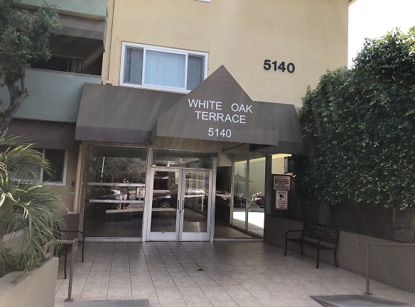 White Oak Terrace Apartments - Encino, CA