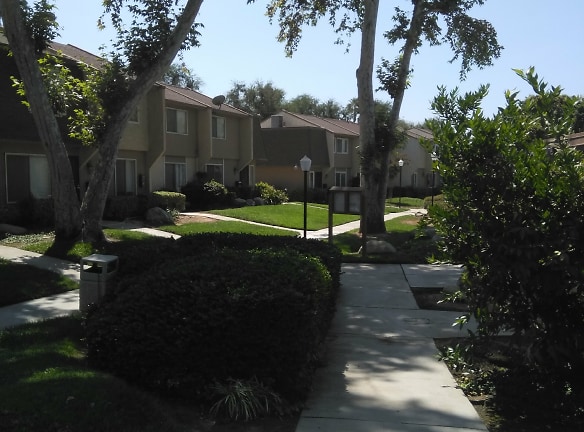 1101-1137 CLARK ST Apartments - Riverside, CA