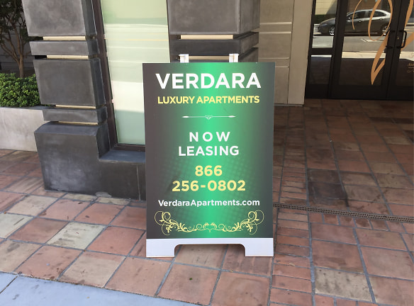 VERDARA LEASING STUDIO Apartments - Glendale, CA