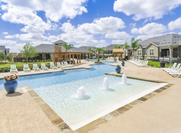 Mansions At Briggs Ranch - San Antonio, TX