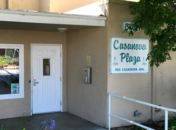 Casanova Plaza Apartments - Monterey, CA