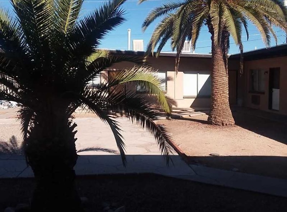 Oakwood Terrace - Tucson, AZ