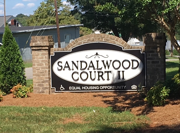 Sandalwood Court II Apartments - Newton, NC