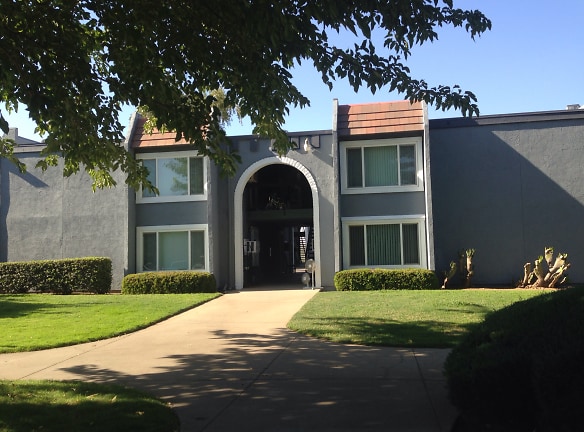 Casa Del Este Apartments - Marysville, CA